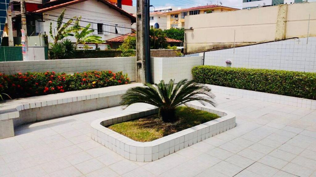 Apto Jatiuca Uma Quadra Da Praia Maceió Esterno foto